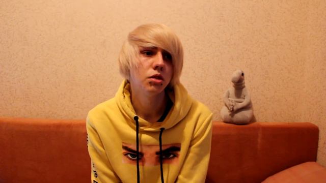 Хардкор!! Расист-радикал из Мытищи пытался расправиться с эмо-геем из Украины!!