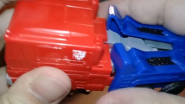 Review! The Transformers Authentics Bravo Set By Hasbro.