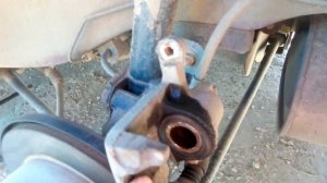 Замена задних тормозных колодок на Daewoo Gentra