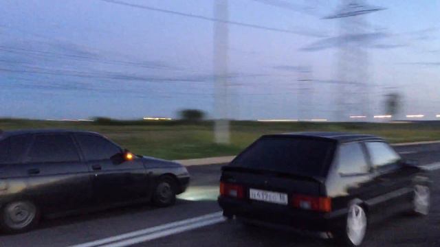 Заезд Ваз 2113 супер авто против Ваз 2112 124 мотор смотреть онлайн