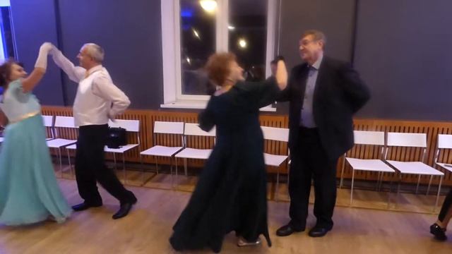 МОСКОВСКАЯ КАДРИЛЬ ГОСТИНАЯ В ОНЕЖСКОМ 28 октября 2022 смотреть онлайн
