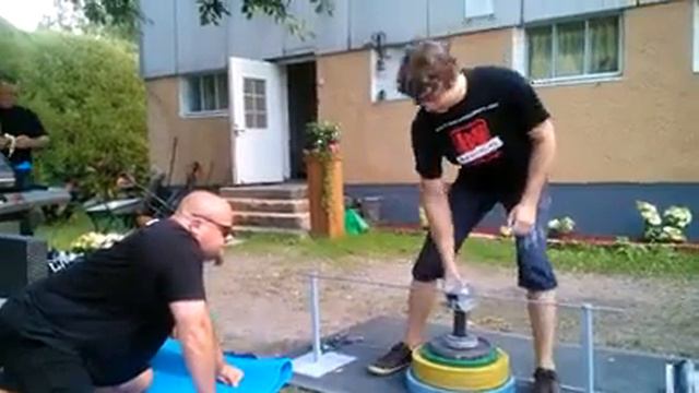 Niko Eerola Thick Bar 120.4kg New WR -83kg Class / WSH 2013 Finland League смотреть онлайн