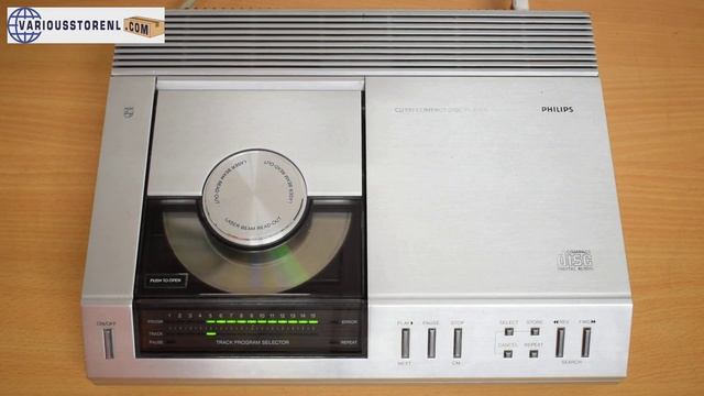 Philips CD100 Stereo CD Player Demonstration Video - Sold at www.variousstorenl.com смотреть онлайн