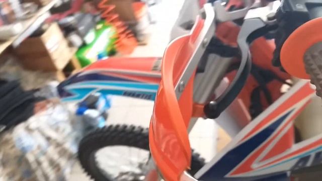 Avantis 250 Enduro защита рук