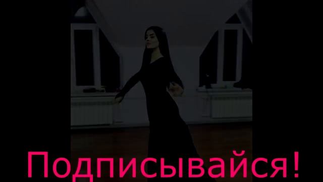 Лезгинка 2018 Мужик в носках отлично танцует лезгинку смотреть онлайн