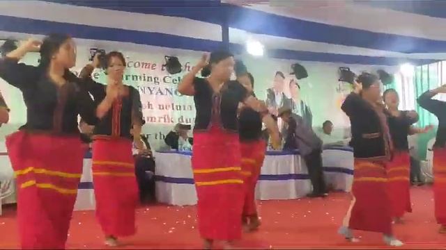 Miss Siang Group Dance by Padu party смотреть онлайн