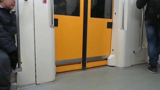 Поездка на метропоезде 81-740.4 «Русич» № 0243 по Центральной Линии В Казани . (12.04.2021) смотреть онлайн