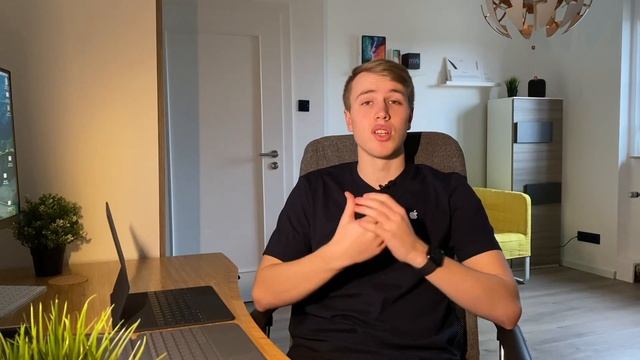 Apple Magic Keyboard vs Logitech Folio Touch Keyboard смотреть онлайн