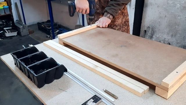 Распиловочный стол для циркулярной пилы своими руками. смотреть онлайн