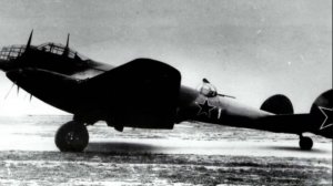 Ер-2 (ДБ-240) — советский дальний бомбардировщик.