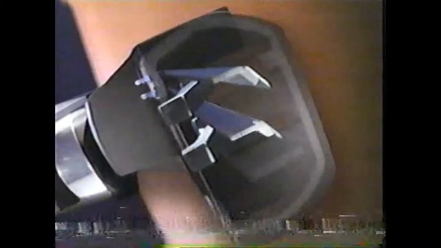 Pub Québec - Rasoir Gillette Sensor (1992) смотреть онлайн