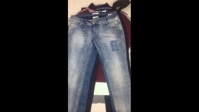 Одежда оптом. Женская одежда BETTY BARCLAY. Цена 35,18 евро/кг. Вес 14,2 кг. смотреть онлайн