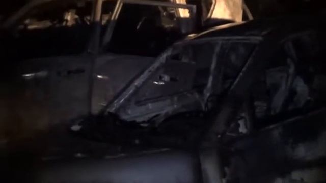 Поджог автомобилей на ул. Попова в Дзержинске. 12.06.2014 г. смотреть онлайн