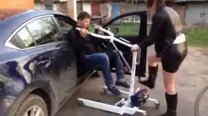 Подъёмник для инвалидов SAVVA TPS-2 пересаживание в автомобиль