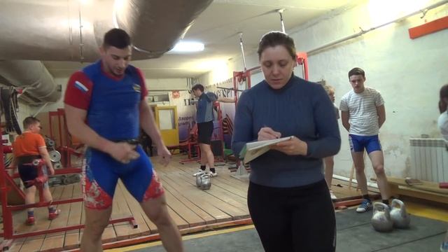 Гиревой спорт.Скорость-пирамида-интервал.Толчок 24,26,28кг: 3мин через 2 мин отдыха. смотреть онлайн