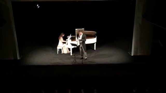 Saint-Saëns - Clarinet sonata [1/2] смотреть онлайн