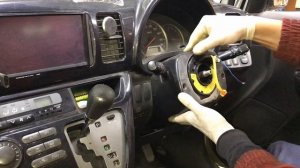 Замена подрулевого кольца SRS Тойота Виш. Replacement of the steering wheel ring SRS Toyota Vish.