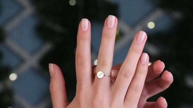 Серебряное кольцо с монетой и гравировкой знака Зодиака ART OF GLOW смотреть онлайн