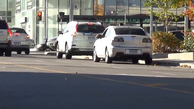 Yonge and Sheppard смотреть онлайн