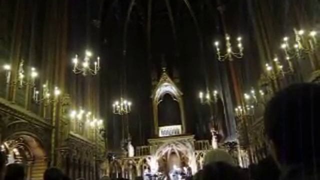 Vivaldi 4 Seasons concert in 900 Year old Saint Chapelle Cathedral, Paris, France смотреть онлайн