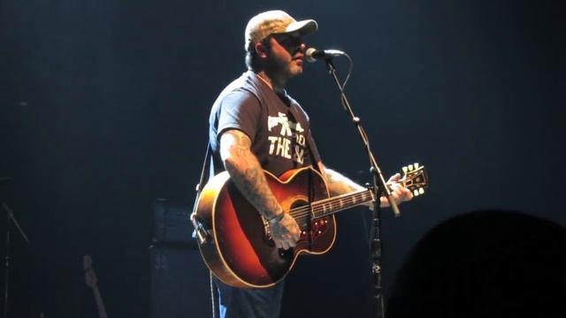 Aaron Lewis - Turn the Page смотреть онлайн