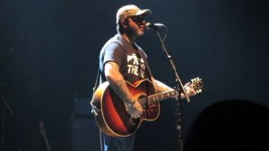 Aaron Lewis - Turn the Page