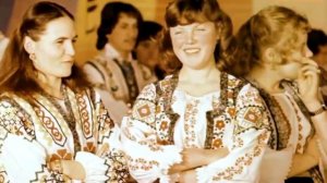 🔴 VIDEO 1982 (prelucrare imagine AI): Valentina Cojocaru & Nicolae Glib, BĂDIȘOR CU PĂLĂRIE. 🔥♫♪♬