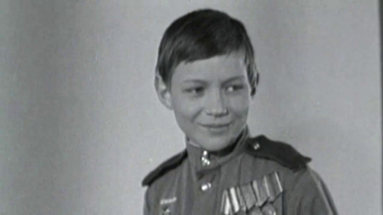 80 лет Победы. "СОКОЛЁНОК" песня из к/ф. "Это было в разведке". смотреть онлайн