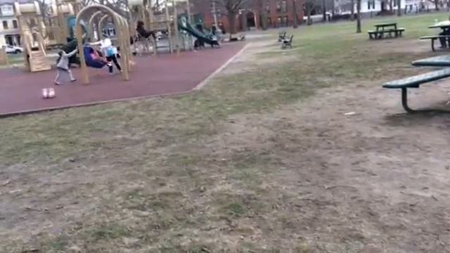 Squeaky Swings 2 смотреть онлайн