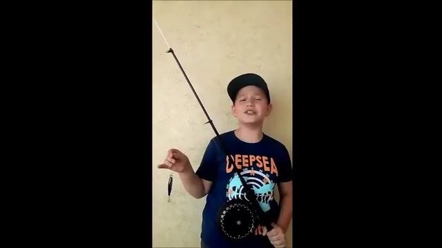 Страна читающая — Арсений Соколов читает произведение «Красное лето» М. И. Ивенсен смотреть онлайн