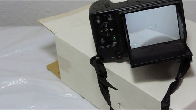 Nikon L810 & LCD hood 16 mp смотреть онлайн