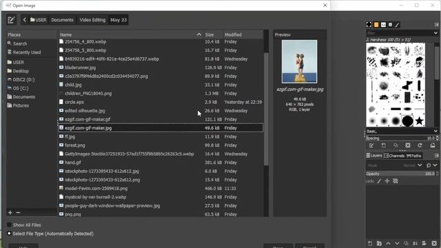 YELLOW DOTTED LINE in GIMP (What is it? & How to Turn if Off) смотреть онлайн