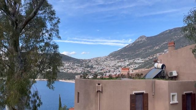 Панорамный вид на город Калкан в Турции | Panoramic view of Kalkan city in Turkey смотреть онлайн