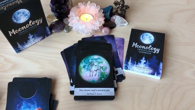 Moonology Oracle Cards Unboxing and First Impressions смотреть онлайн