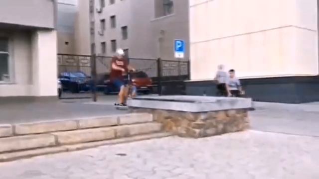 ТОП 5 НЕГЛАСНЫХ ПРАВИЛ ДЛЯ САМОКАТЕРА смотреть онлайн