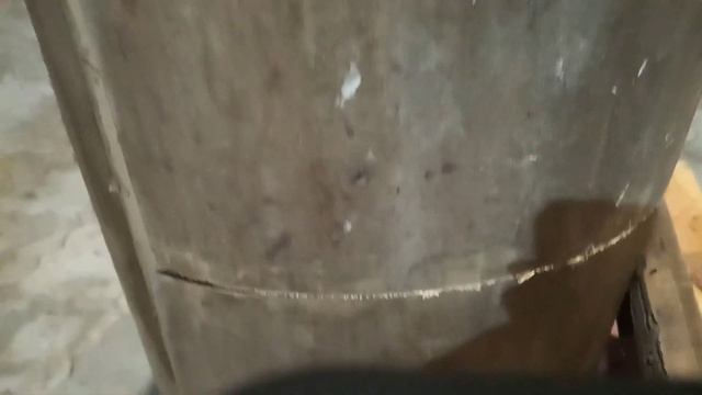 VID Делаем колоду для пчёл из деревянной бочки . смотреть онлайн