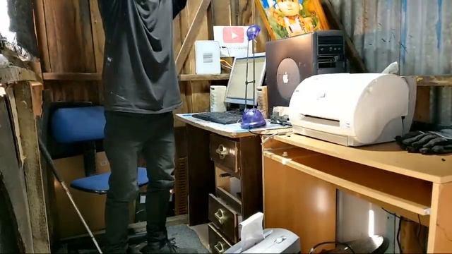 Angry Man's Crazy Office Destruction смотреть онлайн