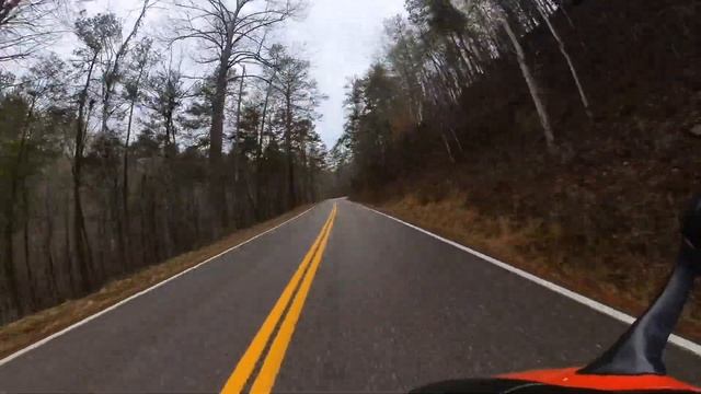 POV Tail of the Dragon (Wet) - VFR800 смотреть онлайн