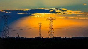 ВЫСОКОВОЛЬТНАЯ ЛЭП НА ЗАКАТЕ
