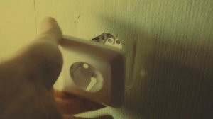 кому надоели защитные шторки на розетке