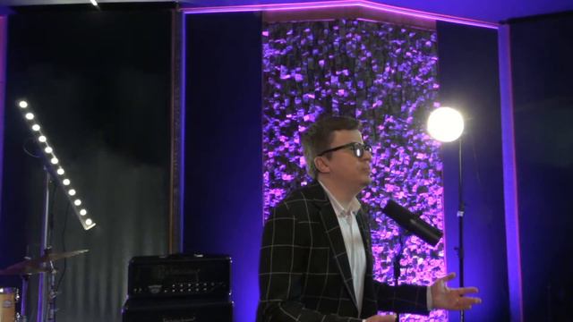 Виталий Малыш, Константин Одегов. Тебя любить, обнять и плакать над тобой смотреть онлайн