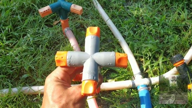 Дождеватель, разбрызгиватель, поливалка, фонтан для полива огорода своими руками. Ещё один вариант. смотреть онлайн