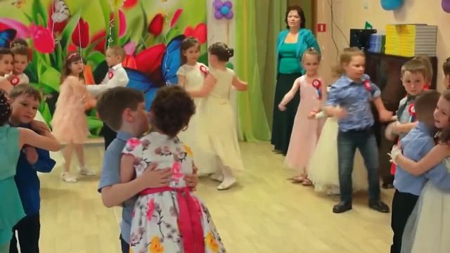 В сентябре звонок смотреть онлайн