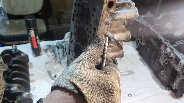 СВЕЧИ НАКАЛА НА ДИЗЕЛЕ - ХИТРЫЙ СПОСОБ ВЫКРУТИТЬ НЕ СЛОМАВ ИХ. смотреть онлайн