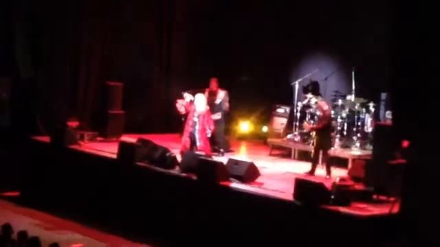 Ирина Аллегрова . Цветы без повода смотреть онлайн