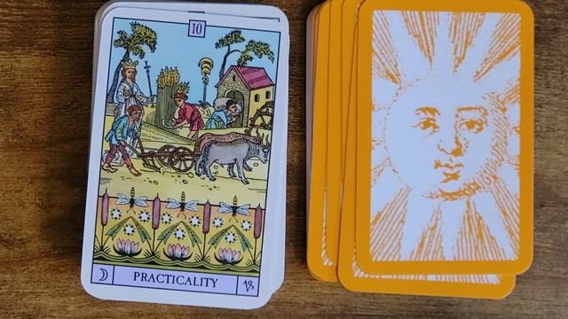 Oracle of the Radiant Sun by Caroline Smith ‘Unboxing’ смотреть онлайн