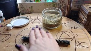 Как сделать и заговорить свечи на очищение?