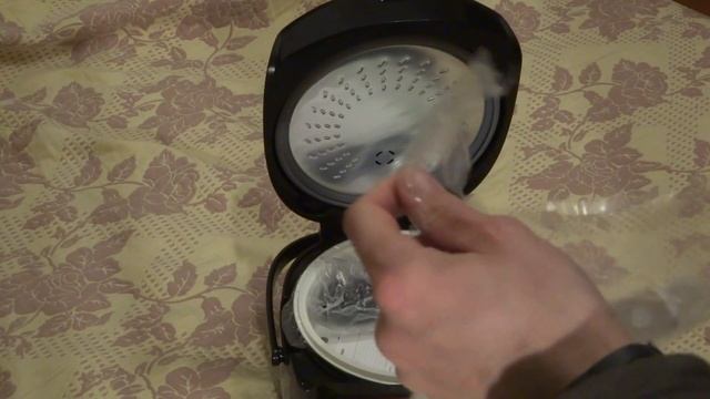 Распаковка мультиварки POLARIS