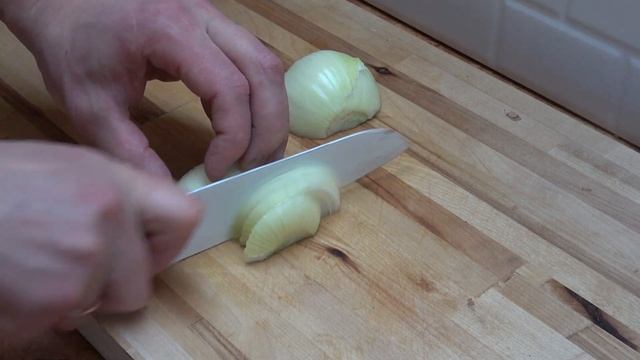 САМОЕ ВКУСНОЕ ЖАРЕНОЕ МЯСО готовится по такому рецепту. Нежнейшее мясо жареное на сковороде смотреть онлайн