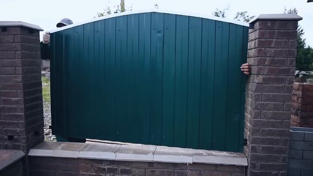 КАК СДЕЛАТЬ ЗАБОР ИЗ КАМНЯ БЫСТРО И КРАСИВО!!!!НОВИНКА смотреть онлайн